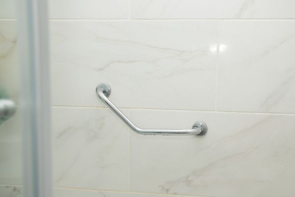 Cost of Mobility Shower Installation in Macomb